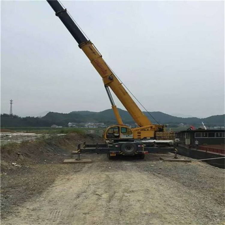 滕州重型吊车租赁费用